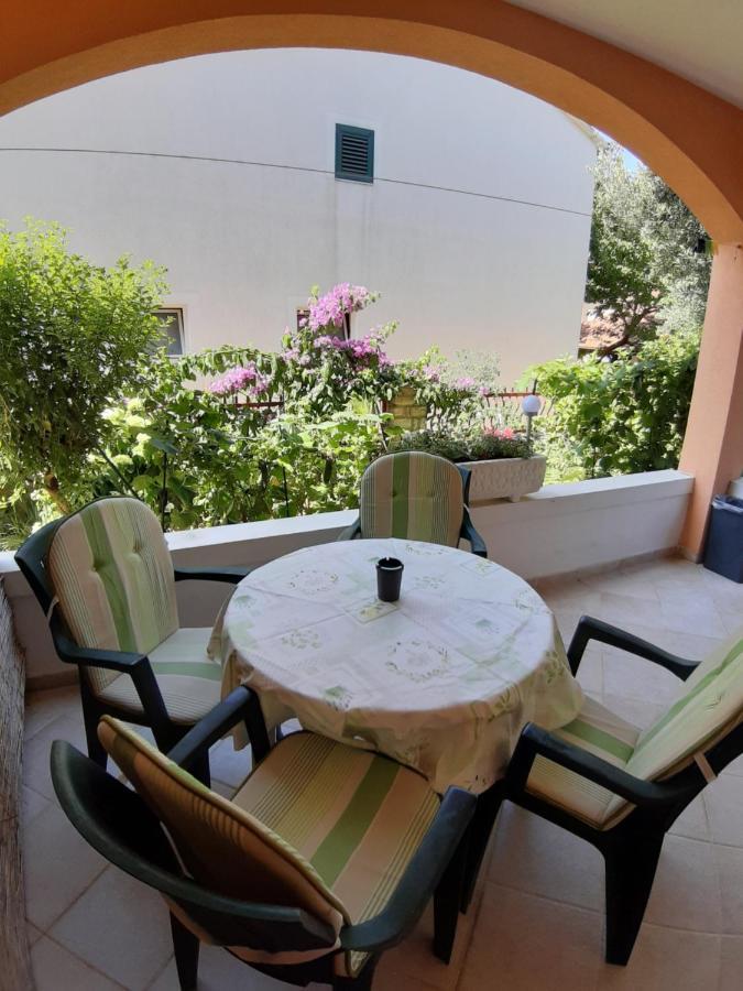 Apartments Andabaka Vodice Exteriör bild